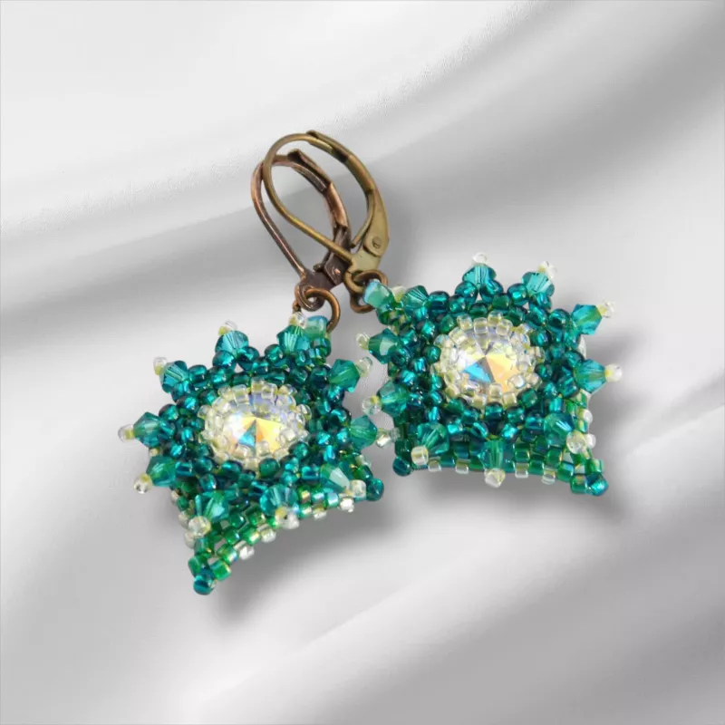 Náušnice Damarys - Smaragdový šepot elegance